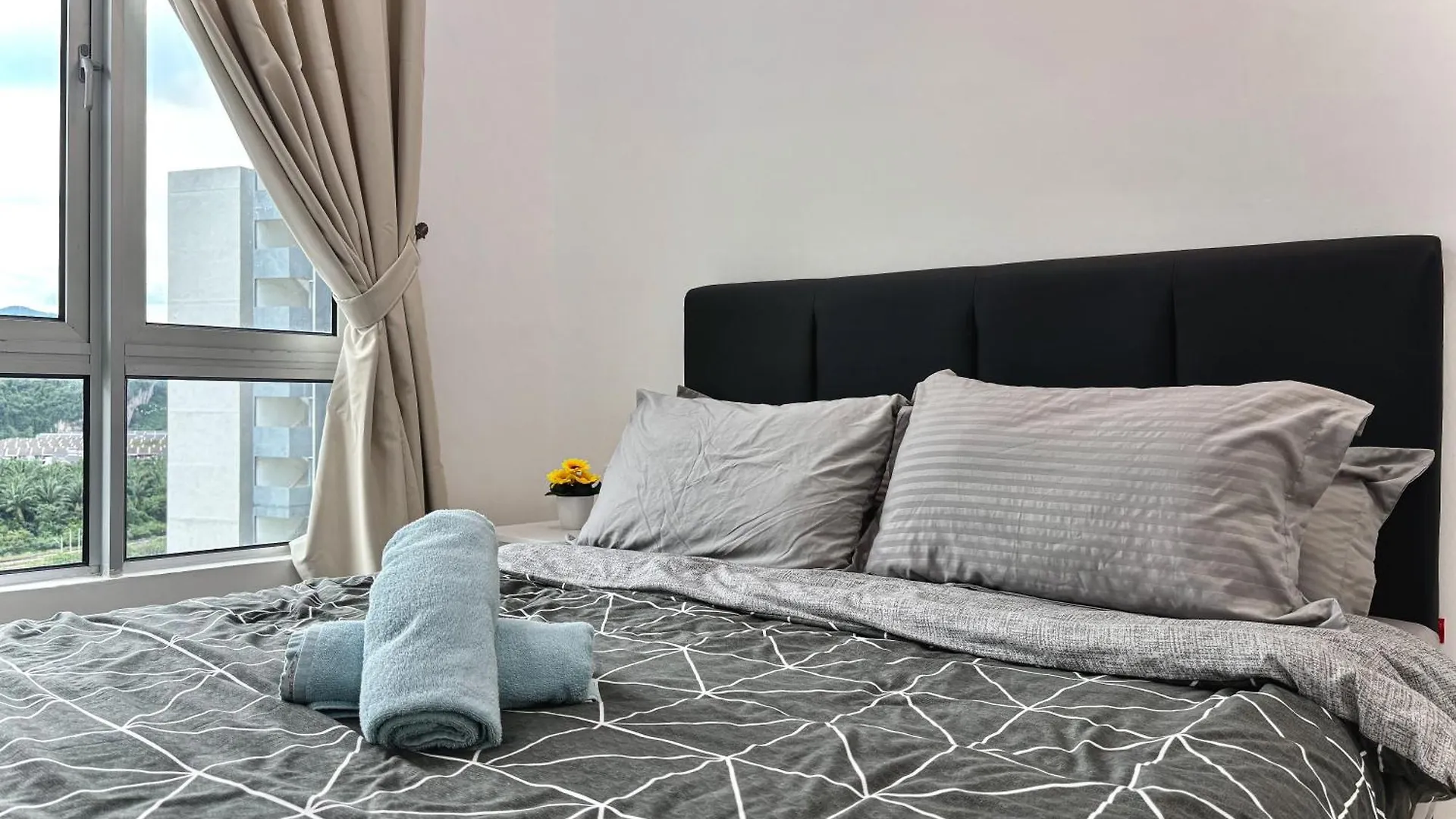 Ipoh Town Anderson Residences - Netflix Ready Free Parking By Ply Home 0*,  Μαλαισία